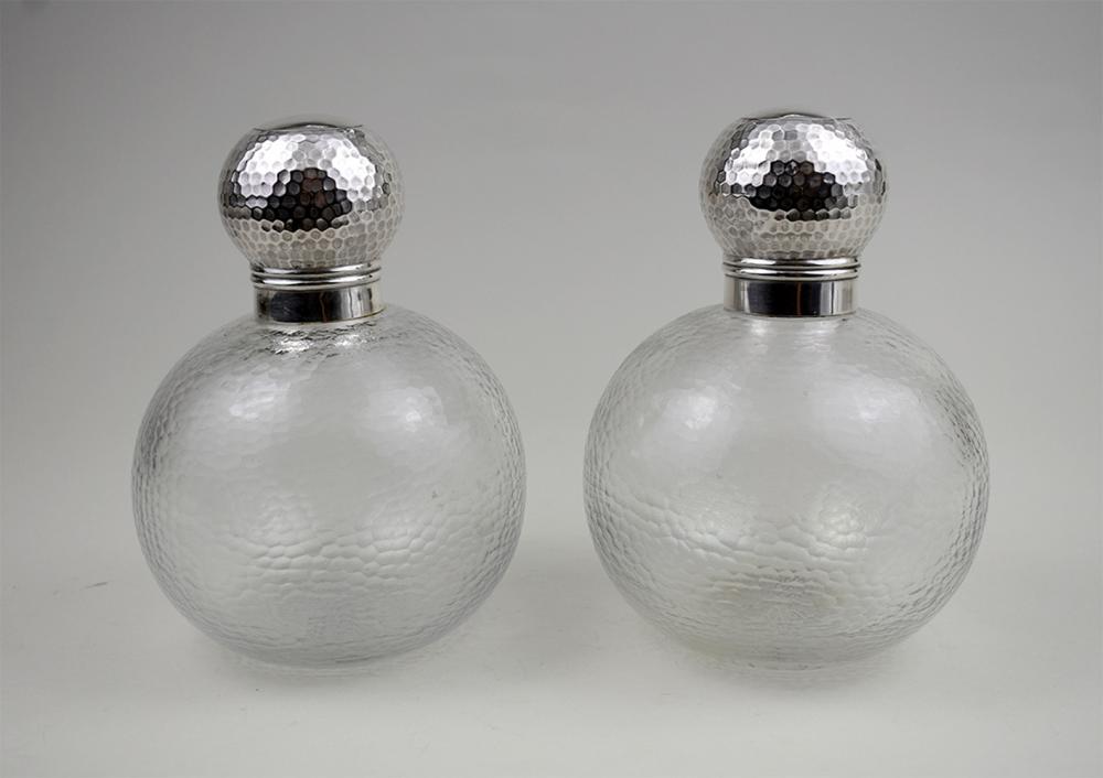 PAIR OF EDWARDIAN SILVER MOUNTED 3548dc