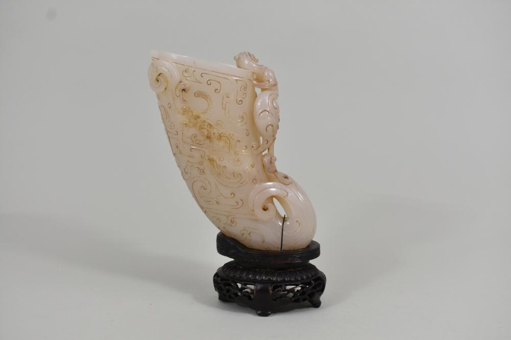 CHINESE WHITE JADE RHYTON CUP VASEThe 354933