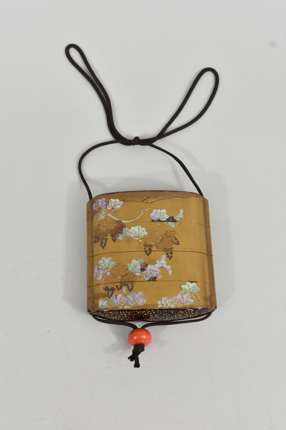 FINE JAPANESE MOTHER OF PEARL DECORATED 35494f