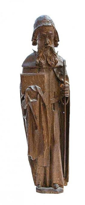 CONTINENTAL CARVED OAK FIGURE OF