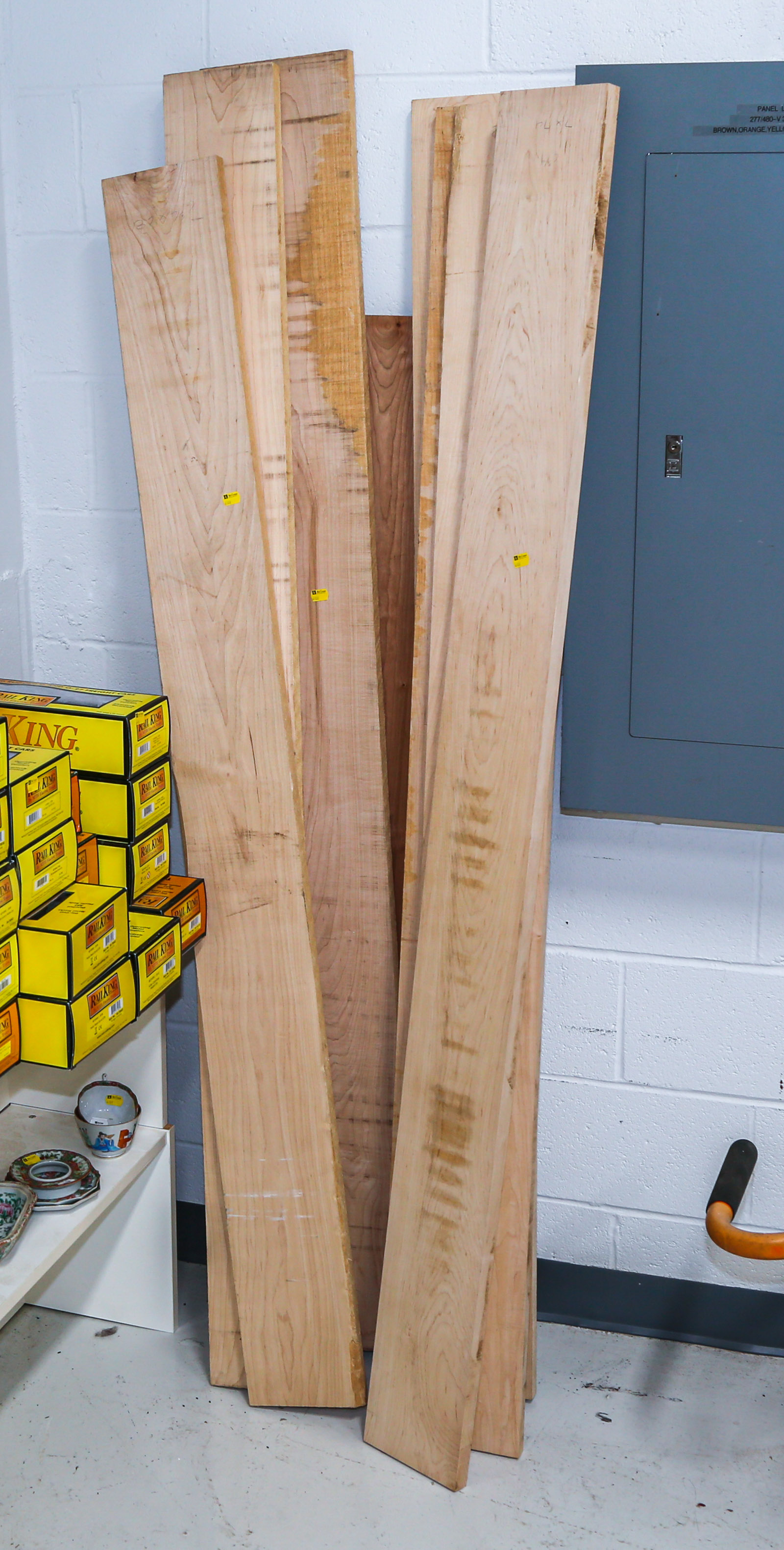 ONE CHERRY SEVEN MAPLE BOARDS 354a93