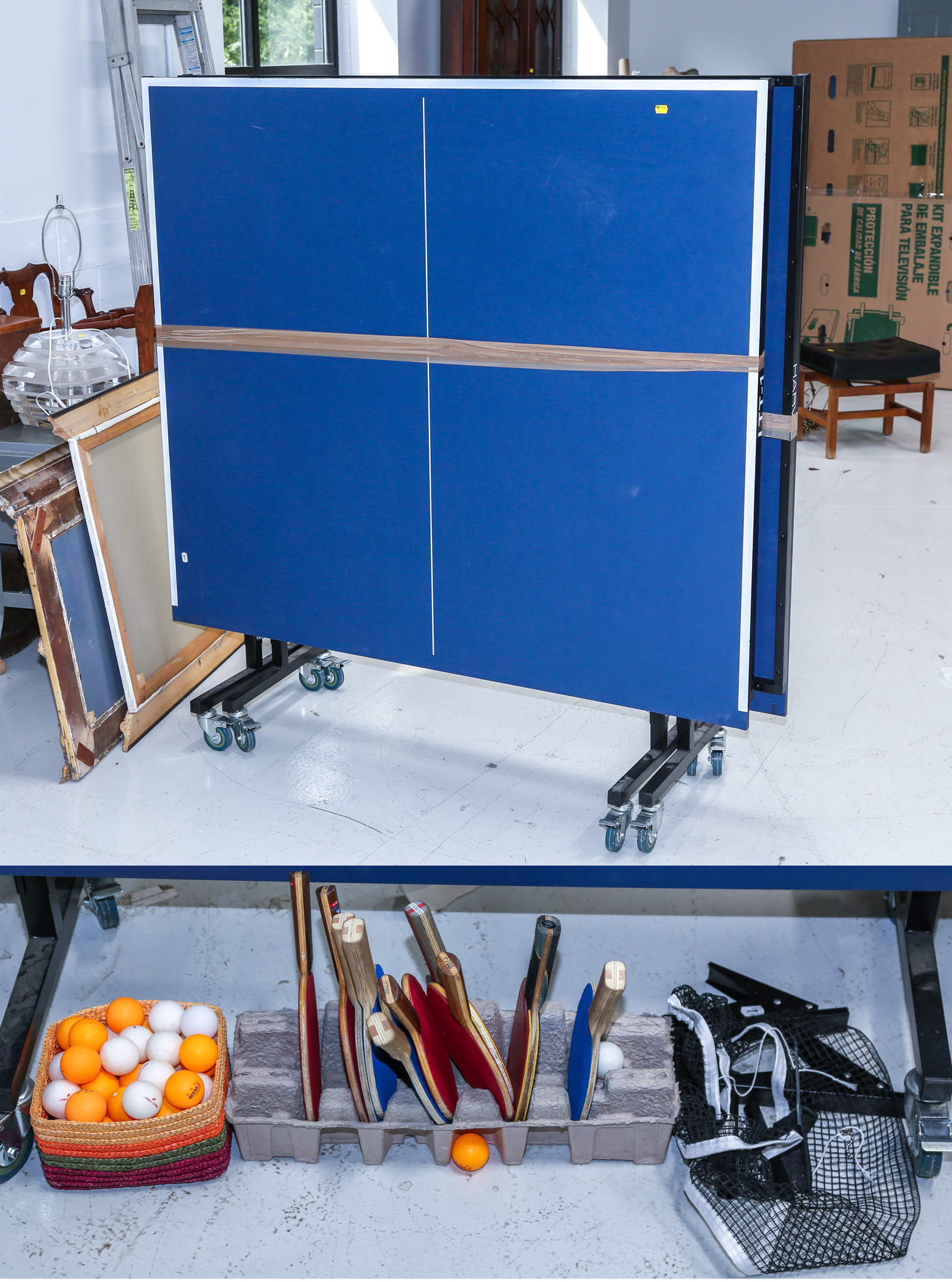 FOLDING PING PONG TABLE WITH ACCESSORIES