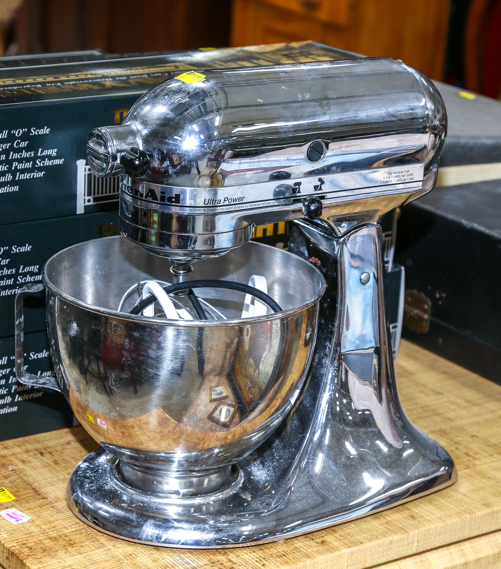 KITCHENAID STAND MIXER With three attachments