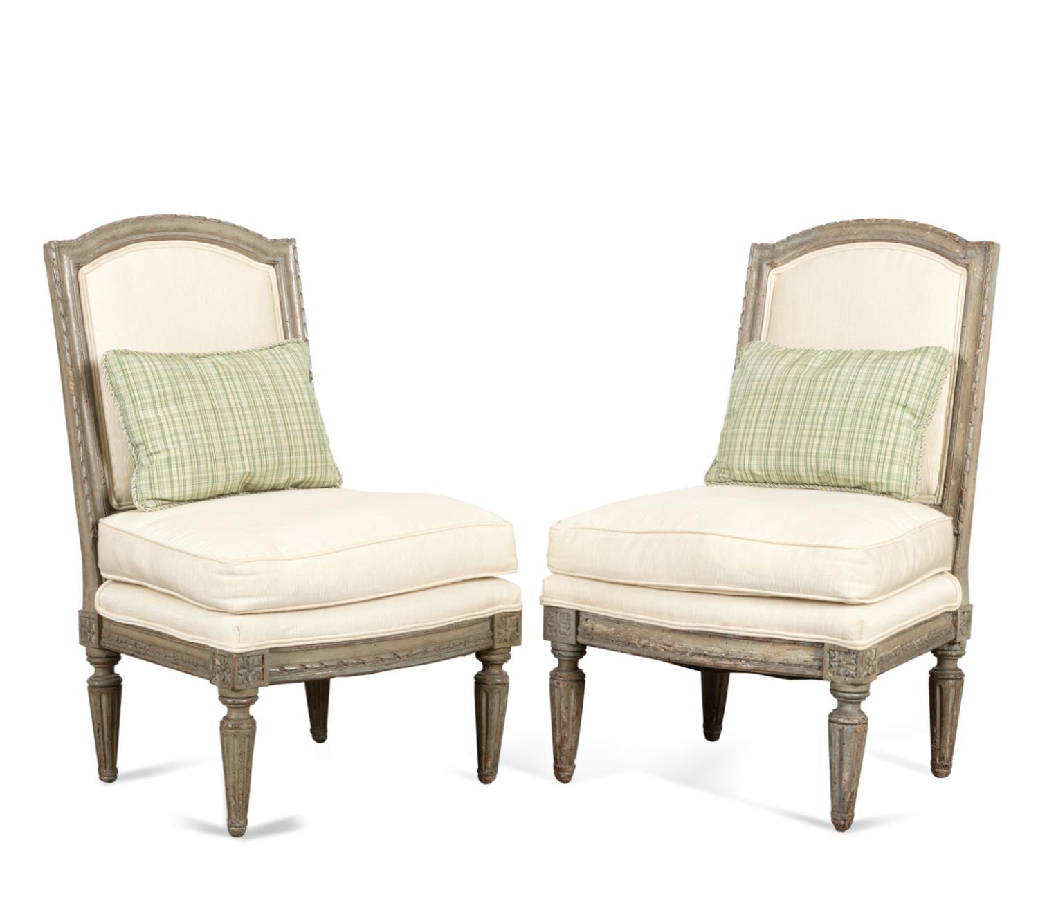 PAIR 19TH C LOUIS XVI STYLE CHAUFFEUSE 354c32