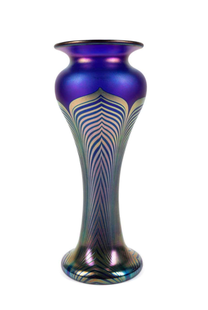 STEVE CORREIA PULLED FEATHER VASE  354e5c