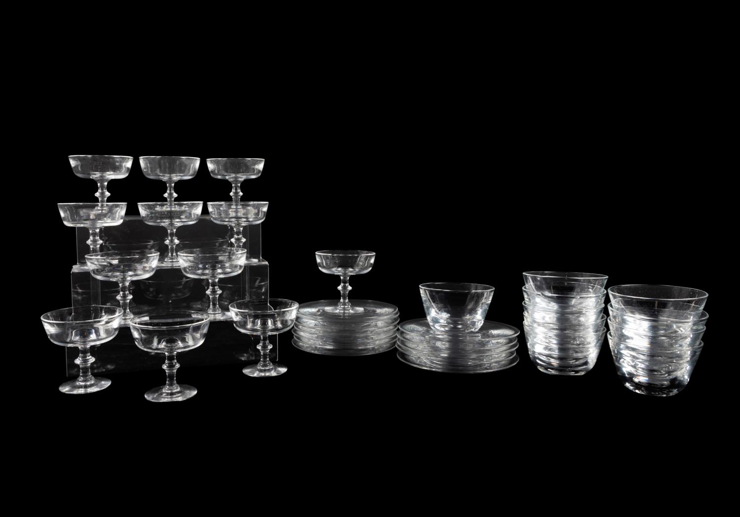 34PCS STEUBEN CLEAR CRYSTAL TABLE 354e87