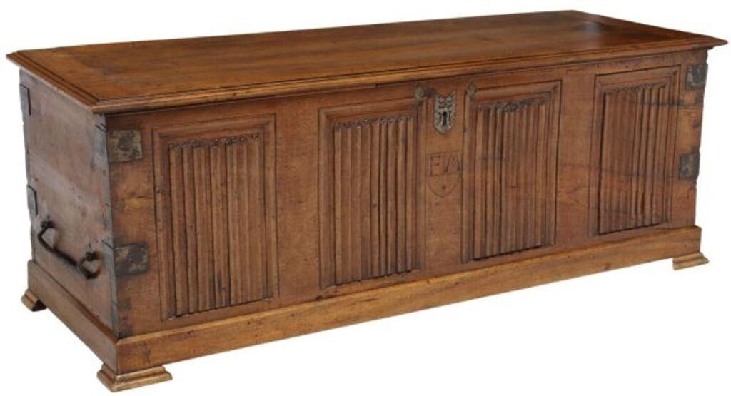 FRENCH GOTHIC WALNUT LINENFOLD 355040