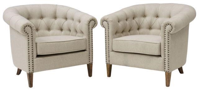  2 LINEN UPHOLSTERED CLUB CHAIRS pair  357913