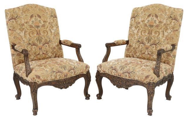  2 LOUIS XV STYLE UPHOLSTERED 3579ef