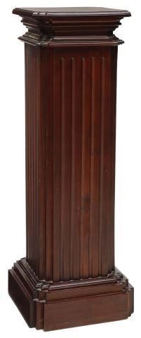 CLASSICAL STYLE MAHOGANY FLUTED