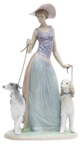 LLADRO PORCELAIN FIGURE GROUP ELEGANT 357a65