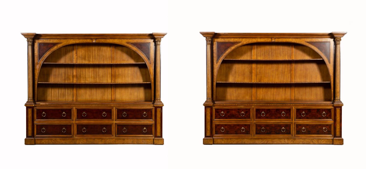 PAIR OF LARGE MAITLAND SMITH BOOKCASE 357d3d