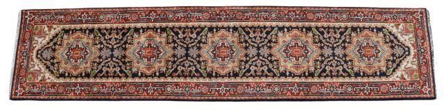 HAND TIED PERSIAN SERAPI RUNNER  357d7a