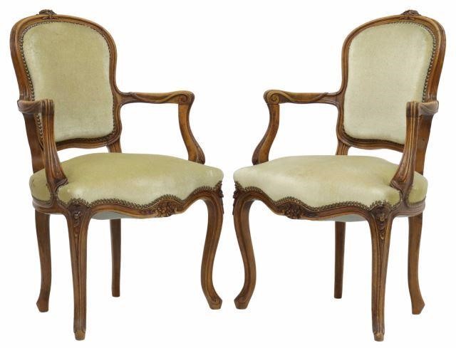  2 FRENCH LOUIS XV STYLE UPHOLSTERED 357d85