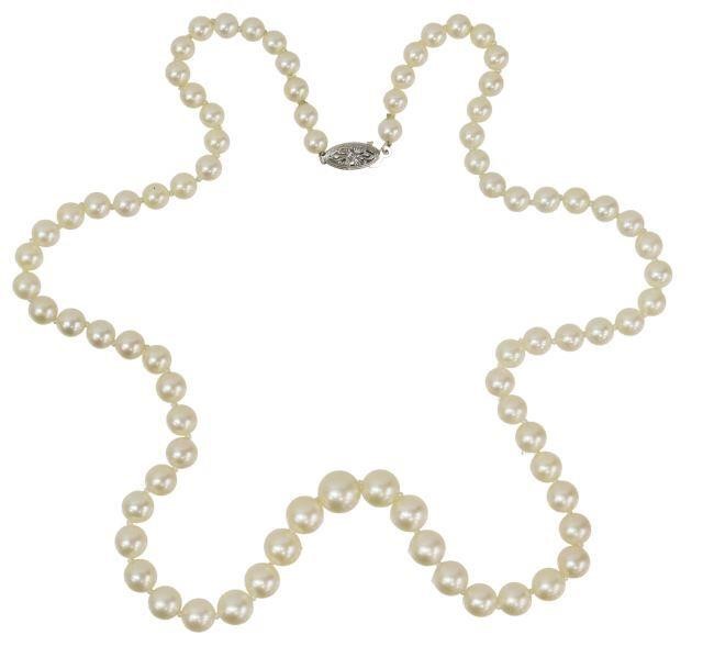 ESTATE GRADUATED PEARL 19 NECKLACEEstate 357e73