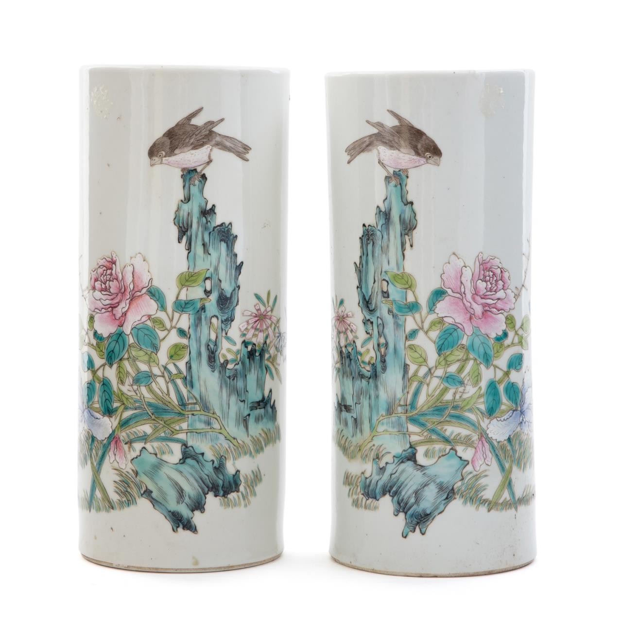 PAIR OF CHINESE FAMILLE ROSE CYLINDER