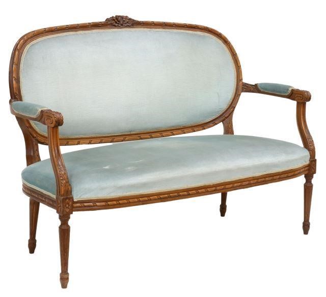 LOUIS XVI STYLE UPHOLSTERED SALON