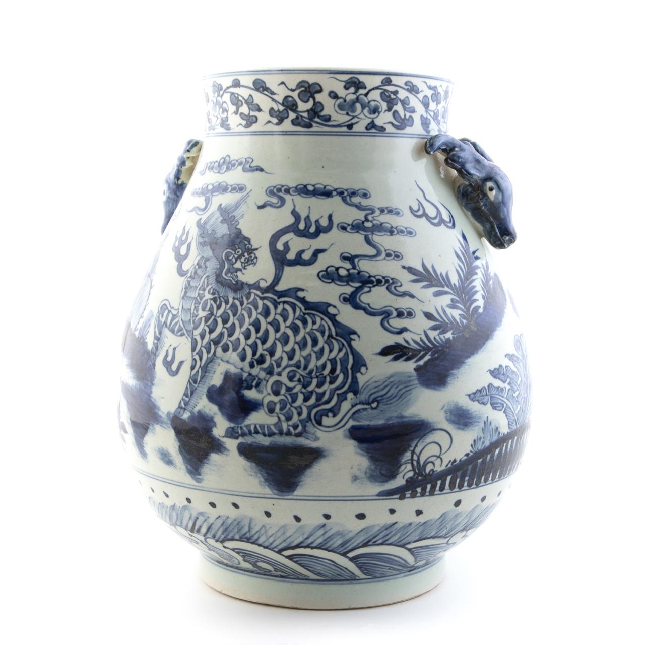 LARGE CHINESE BLUE AND WHITE HU