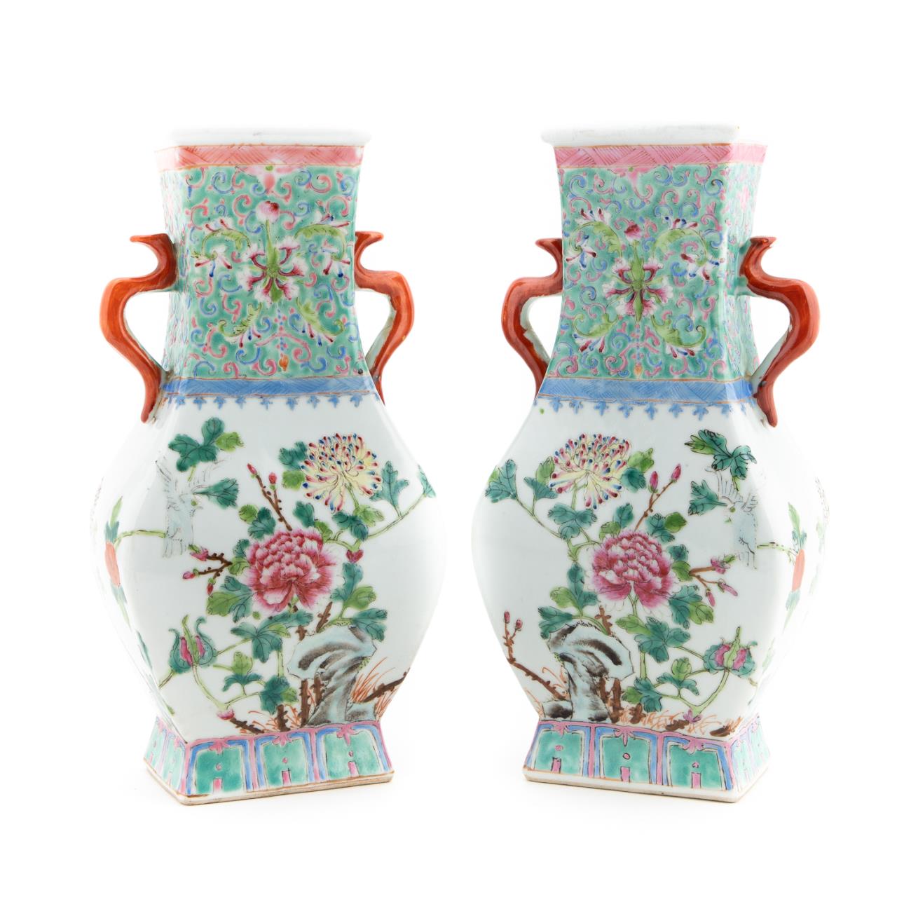 PAIR OF CHINESE FAMILLE ROSE FANGHU