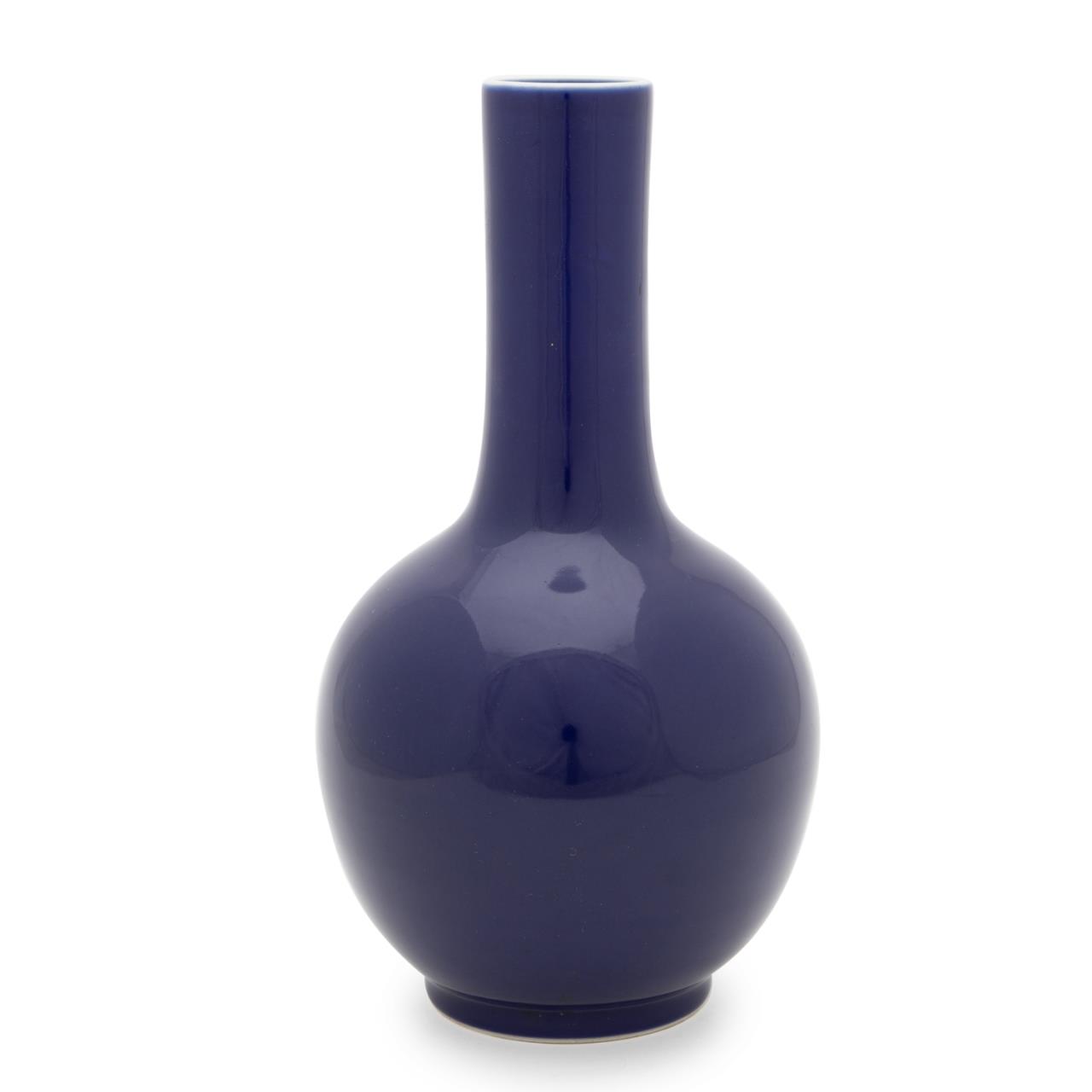 CHINESE BLUE MONOCHROME BOTTLE 358239