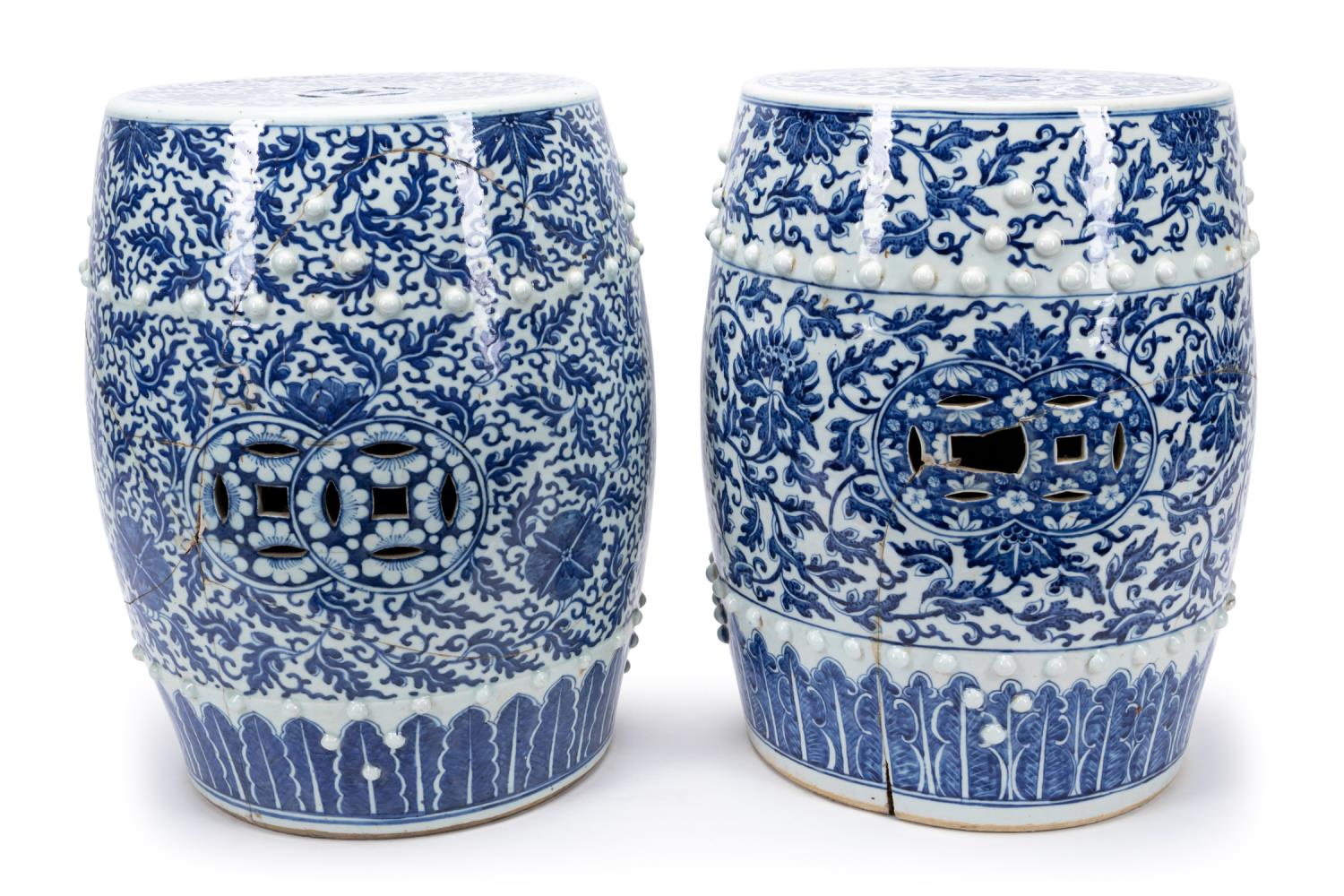 TWO 19TH C CHINESE BLUE WHITE 358253