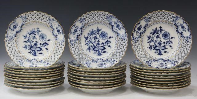  30 MEISSEN BLUE ONION GILT 3586d2