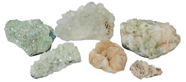  7 GROUP OF GEOLOGICAL CRYSTAL 3589a8