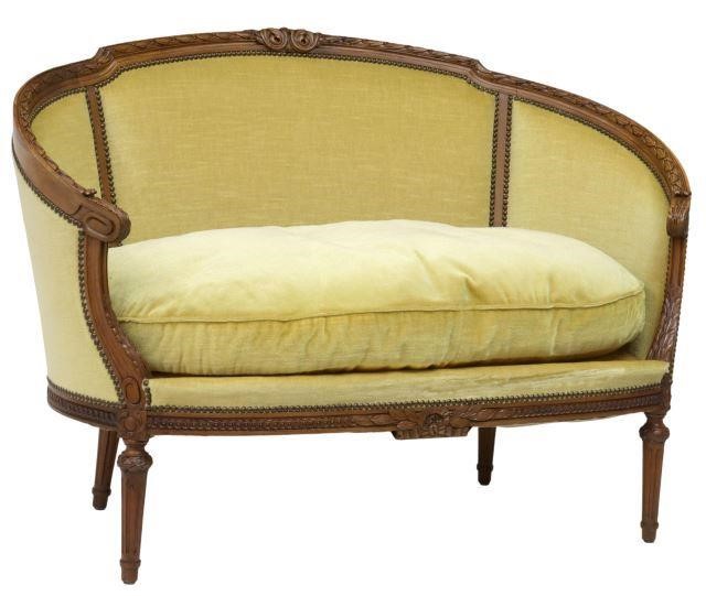 FRENCH LOUIS XVI STYLE FINELY CARVED