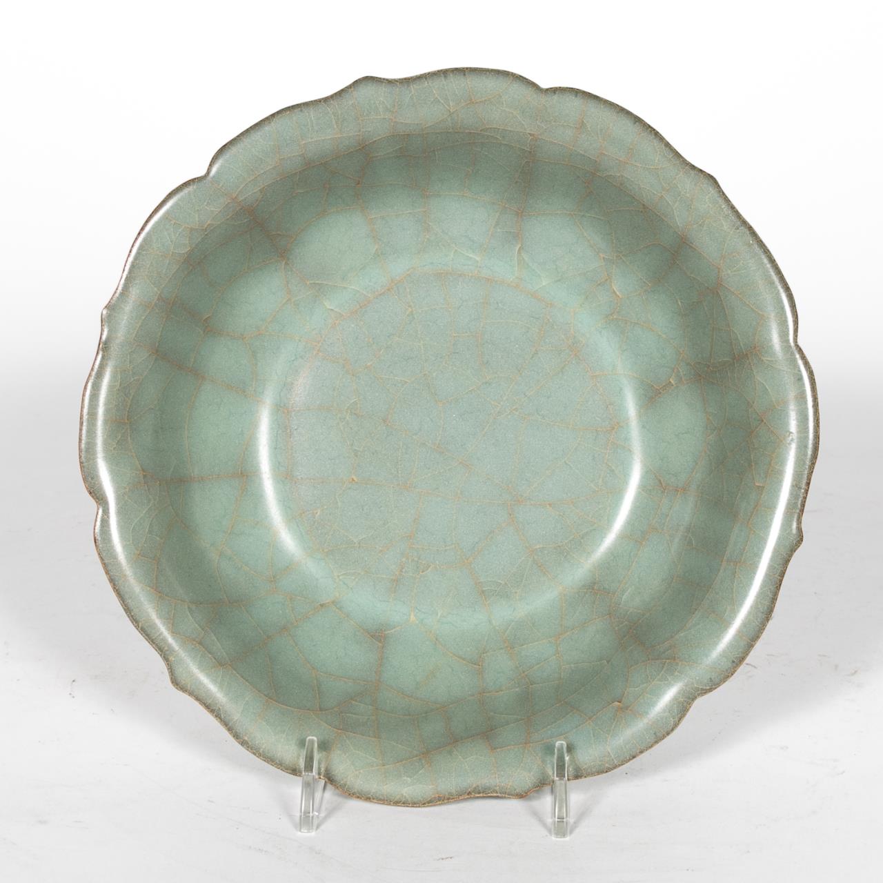 SMALL CHINESE CELADON GLAZED BOWL 358c7b