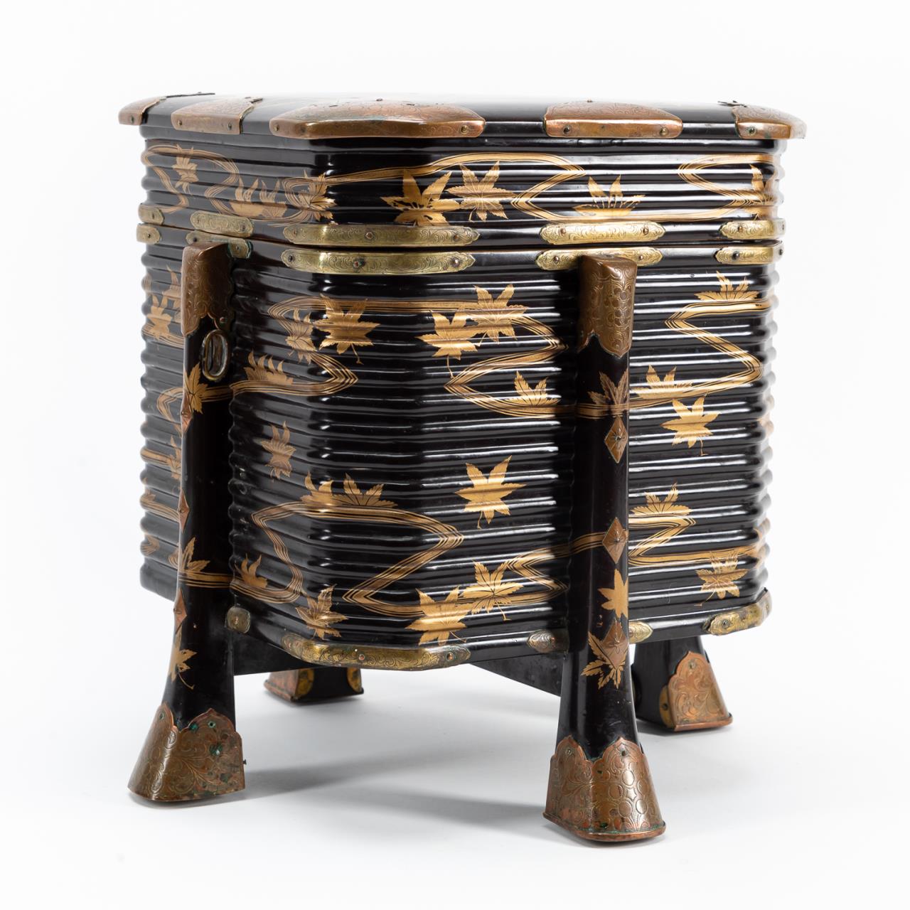 19TH C. JAPANESE GILT BLACK LACQUERED