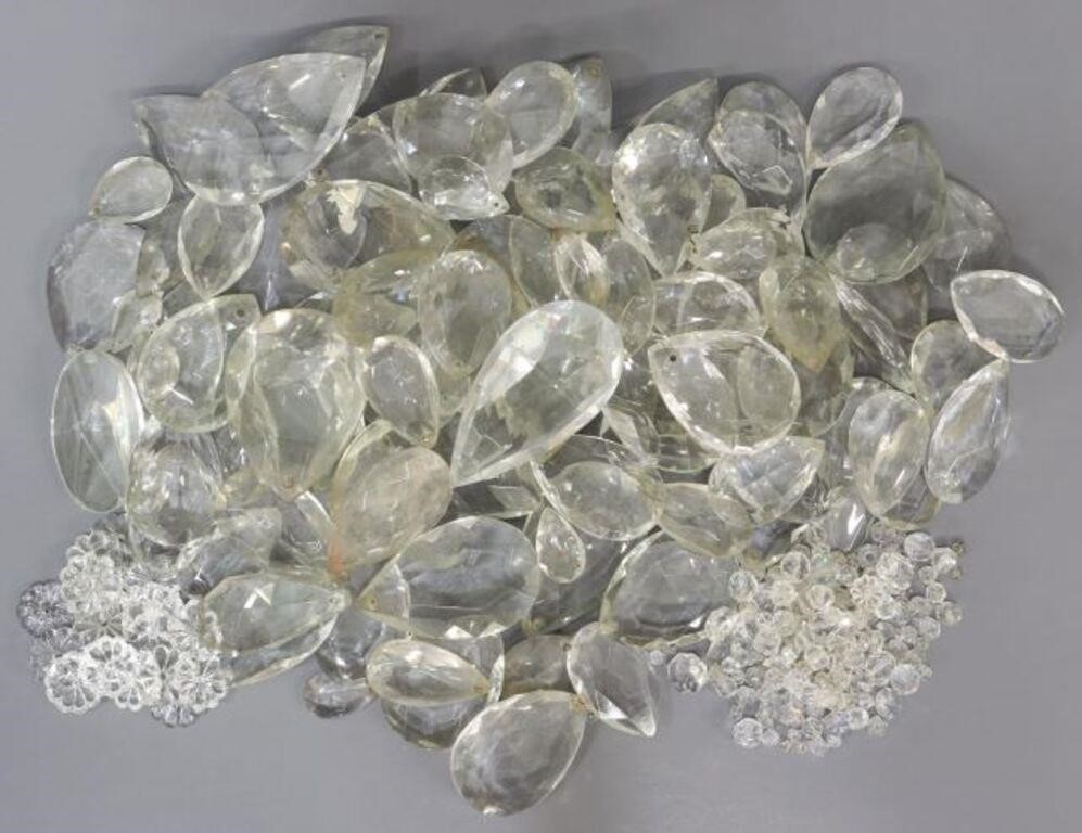 (LOT) CHANDELIER PARTS CRYSTAL