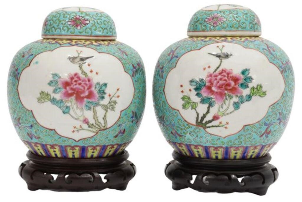  2 CHINESE FAMILLE ROSE PORCELAIN 35686c