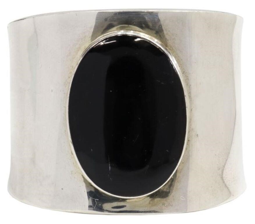 STERLING SILVER BLACK CABOCHON 356ae2