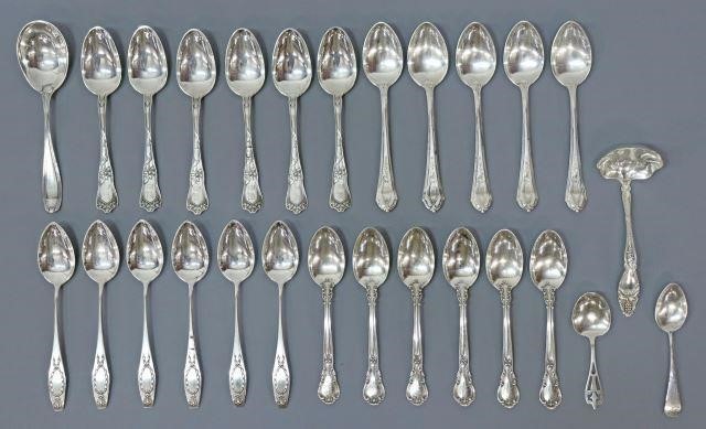  27 AMERICAN STERLING SILVER SPOONS  356d0d