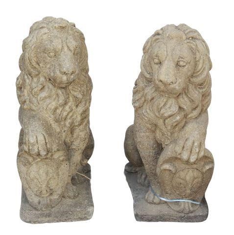  2 CAST STONE HERALDIC LIONS FLEUR DE LIS 356d1b