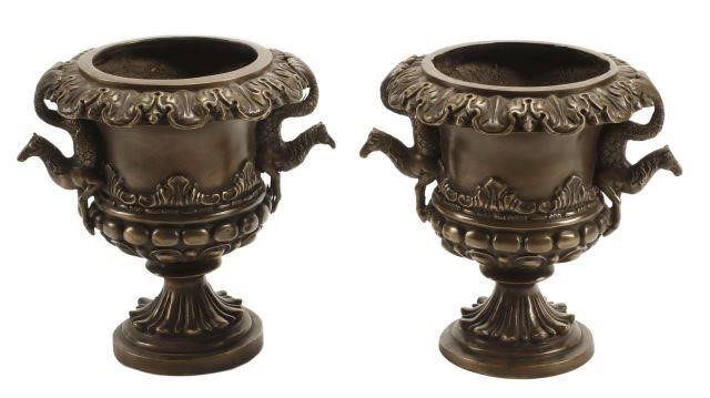  2 POMPEIAN STYLE PATINATED BRONZE 356db0