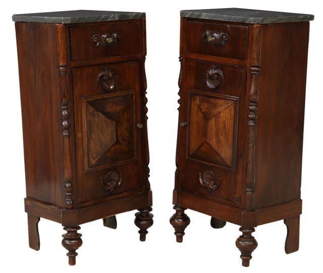  2 ITALIAN MARBLE TOP WALNUT BEDSIDE 356eec