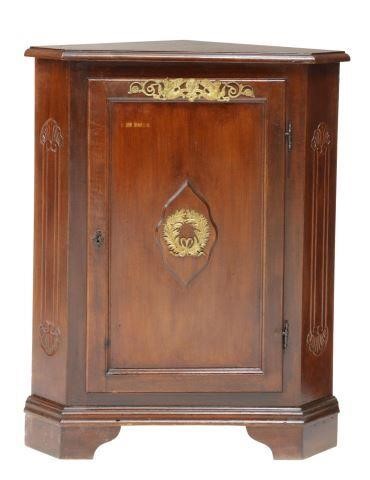 FRENCH SINGLE DOOR CORNER CABINETFrench 356eeb