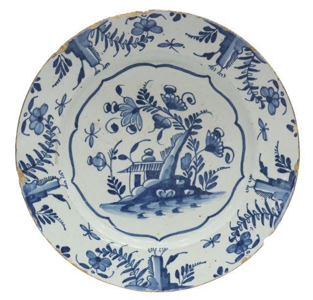 DELFT BLUE WHITE FAIENCE CHARGER  357358