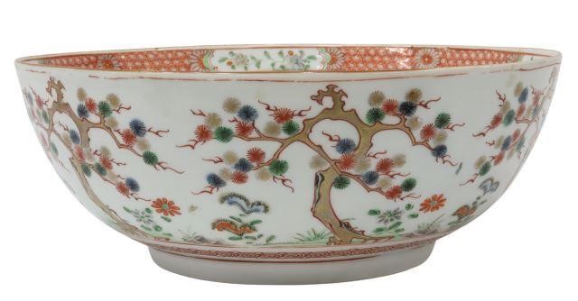 JAPANESE KAKIEMON ENAMELED PORCELAIN