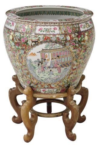 CHINESE ROSE MEDALLION PORCELAIN FISHBOWL