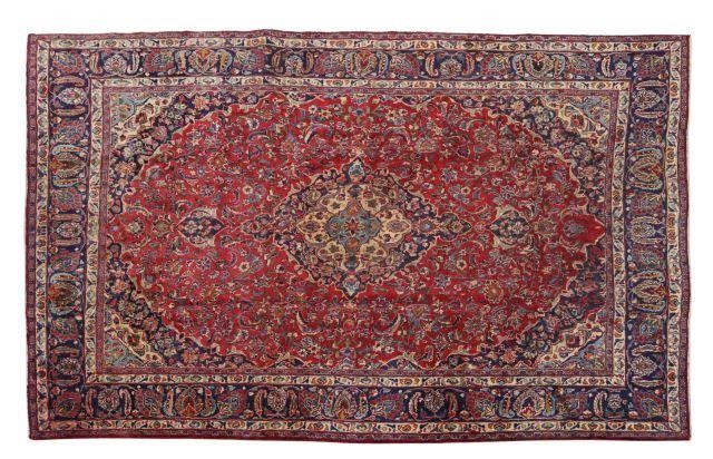 HAND-TIED PERSIAN SAROUK RUG, 12'5.5"