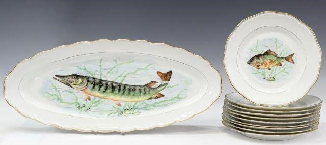 (11) FRENCH PORCELAIN FISH SEAFOOD SERVICE(lot