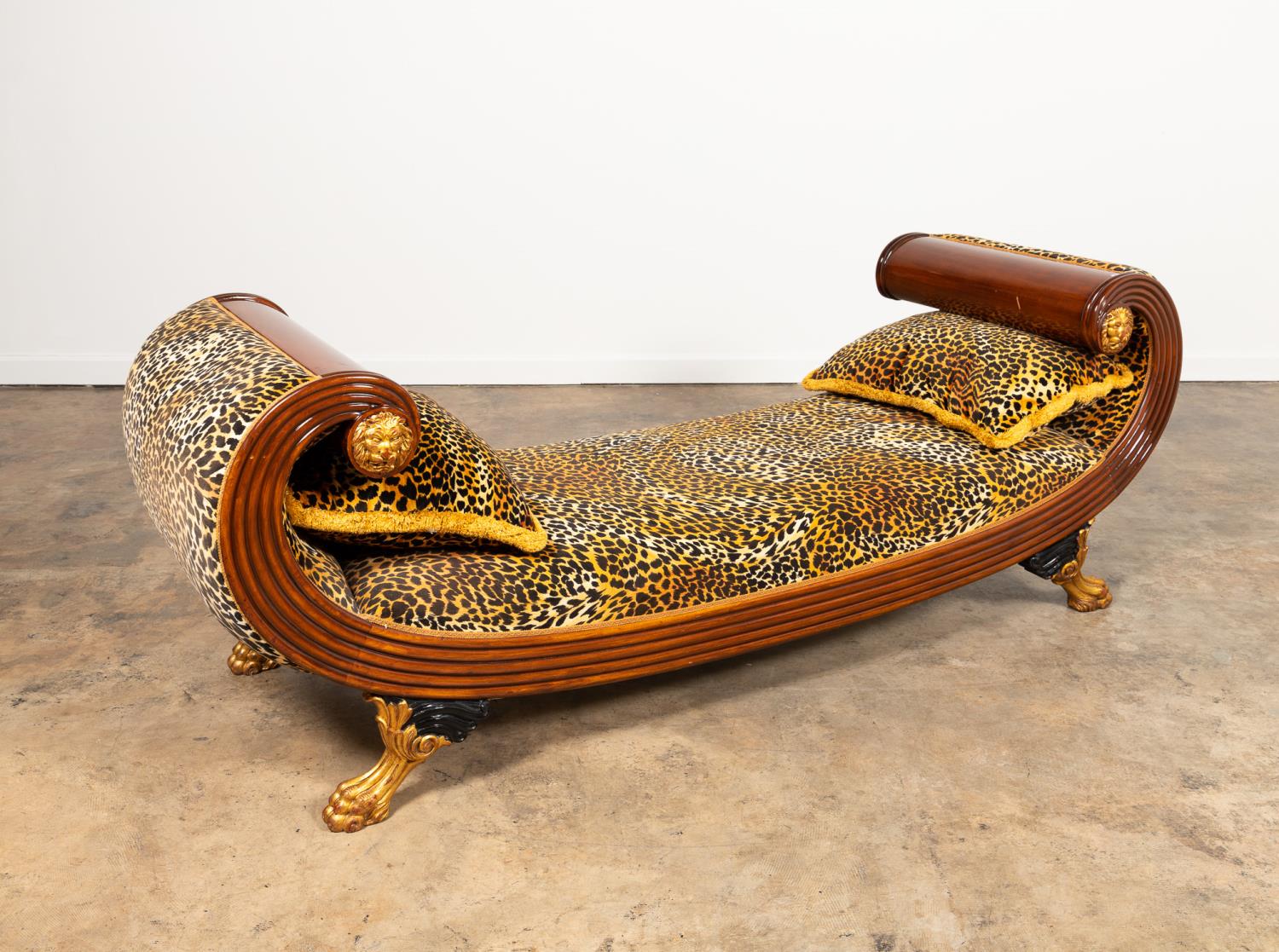 REGENCY STYLE LEOPARD UPHOLSTERED 359fa7