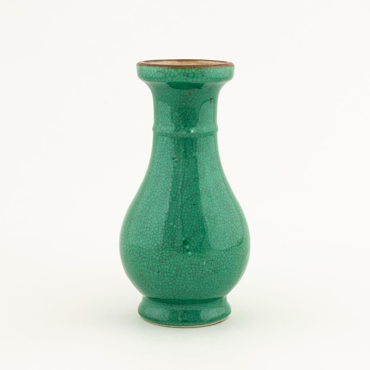 CHINESE SMALL GREEN CRACKLE CERAMIC