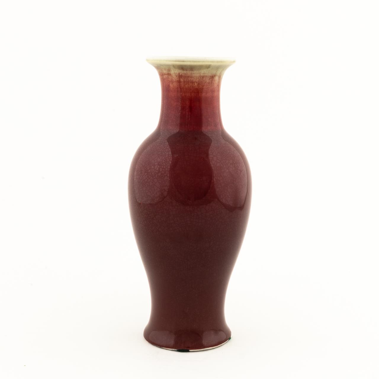 CHINESE OXBLOOD BALUSTER FORM PORCELAIN