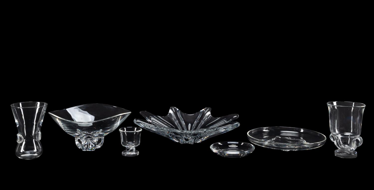 SELECTION OF STEUBEN GLASS & BACCARAT