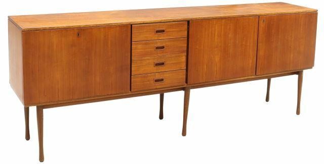 ITALIAN MID CENTURY MODERN SIDEBOARD 35a197