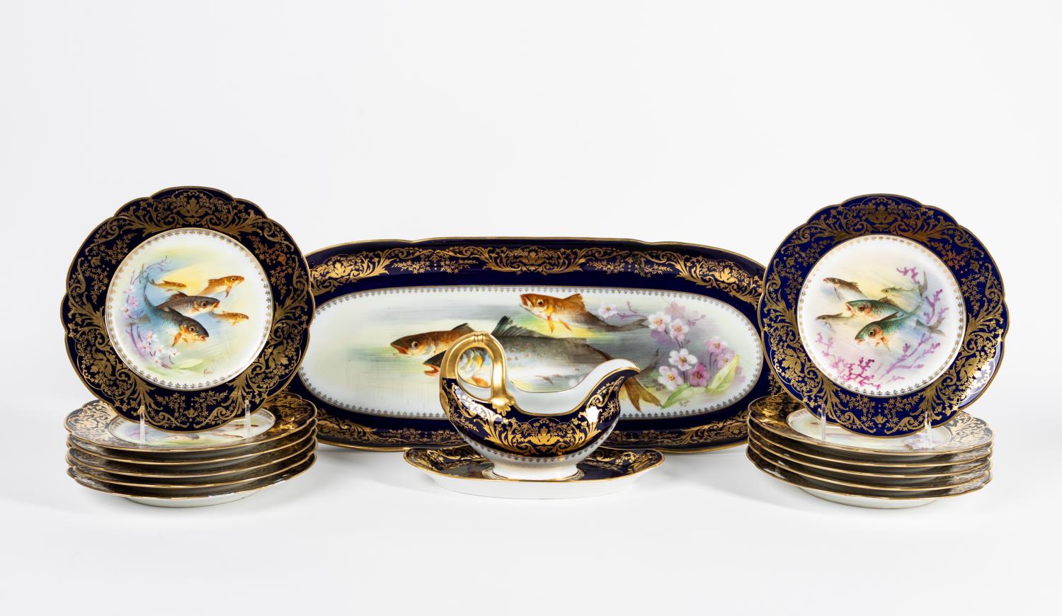 LIMOGES PORCELAIN COBALT GILT 35a400