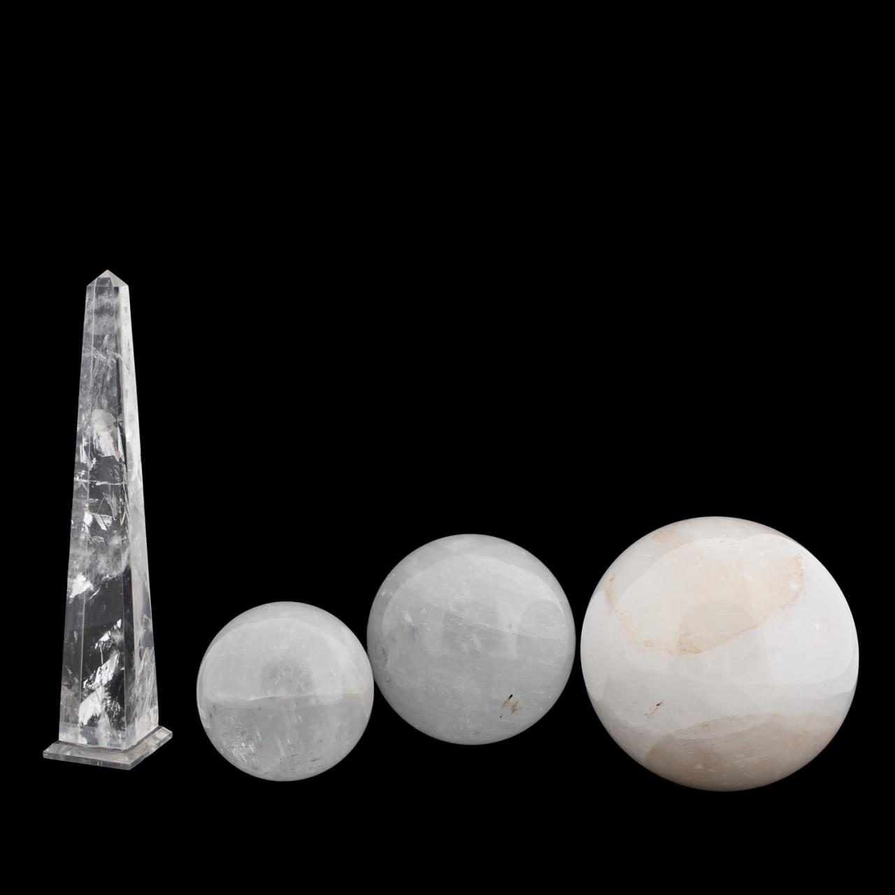 FOUR PIECES ROCK CRYSTAL ORBS 35a4e2